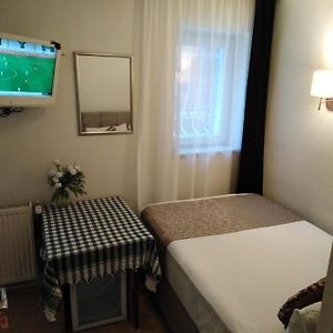 Budget Kamer met een King Size Bed